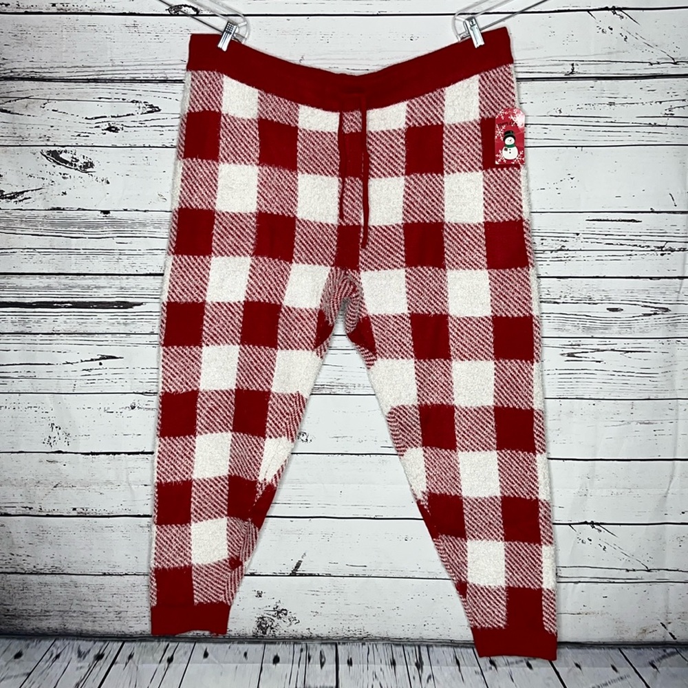 Merry & Bright NWT Size 3X Red & White Christmas Plaid Eyelash Jogger Sweatpants